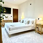 Eyexei Domus 4*