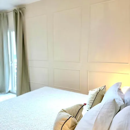 Bed & Breakfast Eyexei Domus