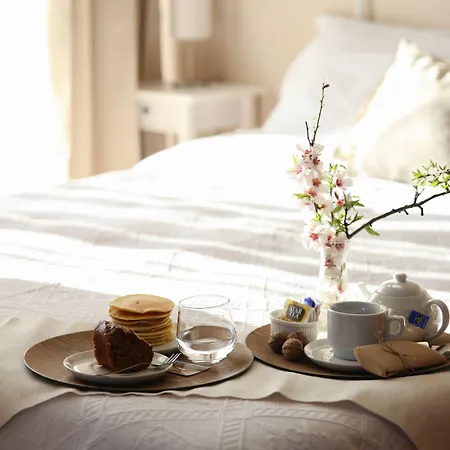 Couette-café Eyexei Domus 4*