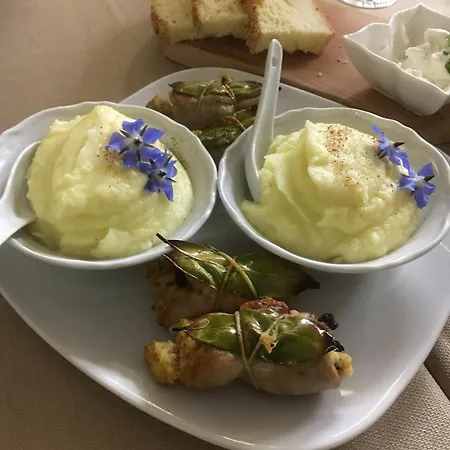 Eyexei Domus Couette-café 4*