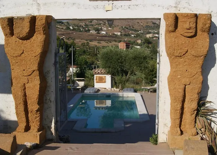 Frühstückspension Eyexei Domus 4*