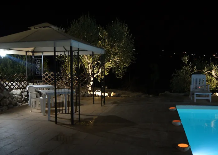 Eyexei Domus Bed & Breakfast 4*